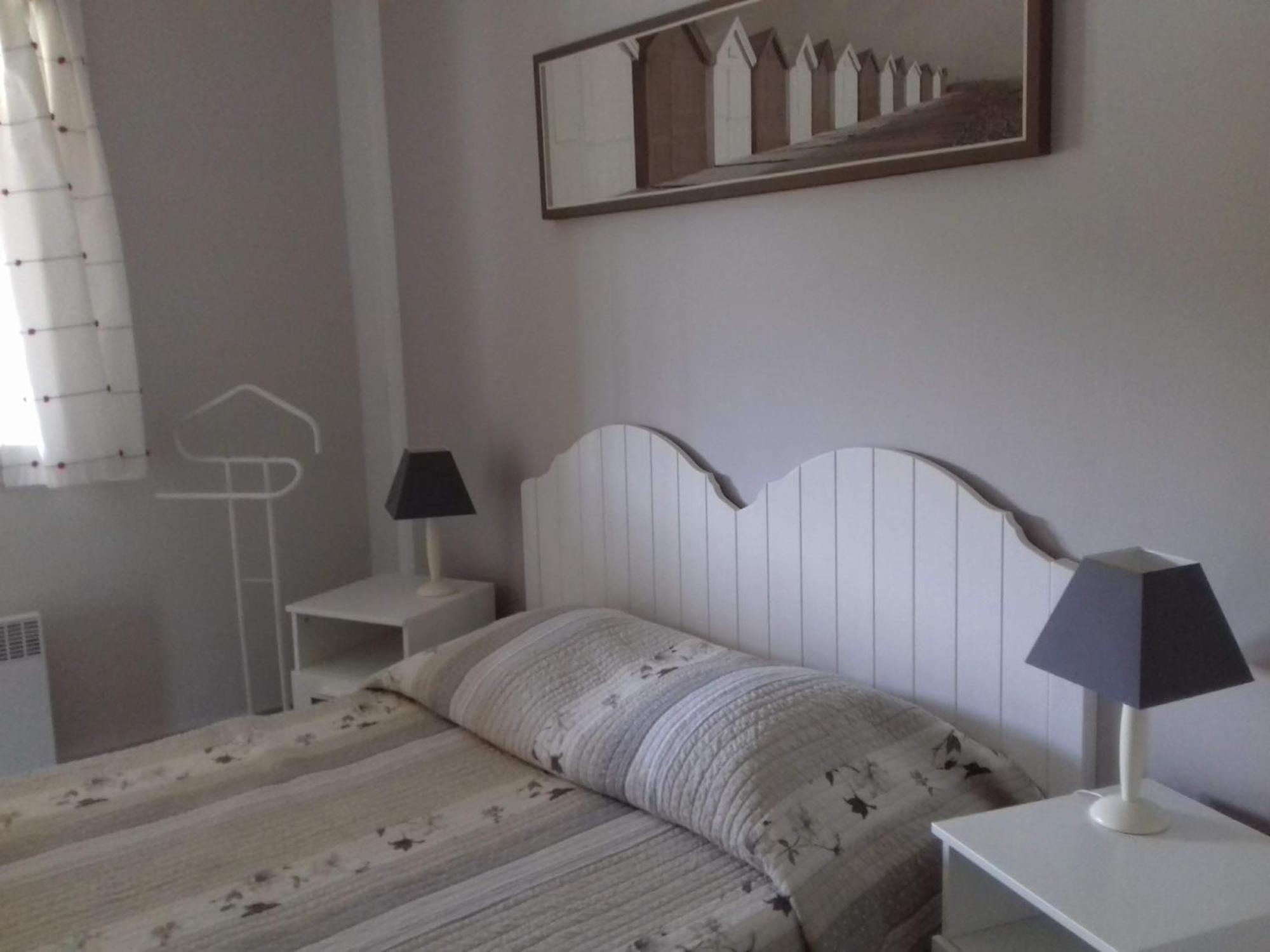 Gites Du Combeau Saint-Maurice-dʼIbie Habitación foto